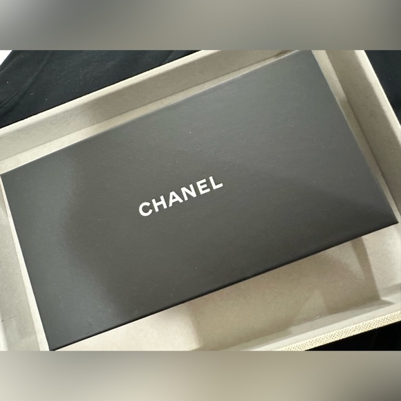 Chanel Classic Caviar Long Wallet - Picture 5 of 16